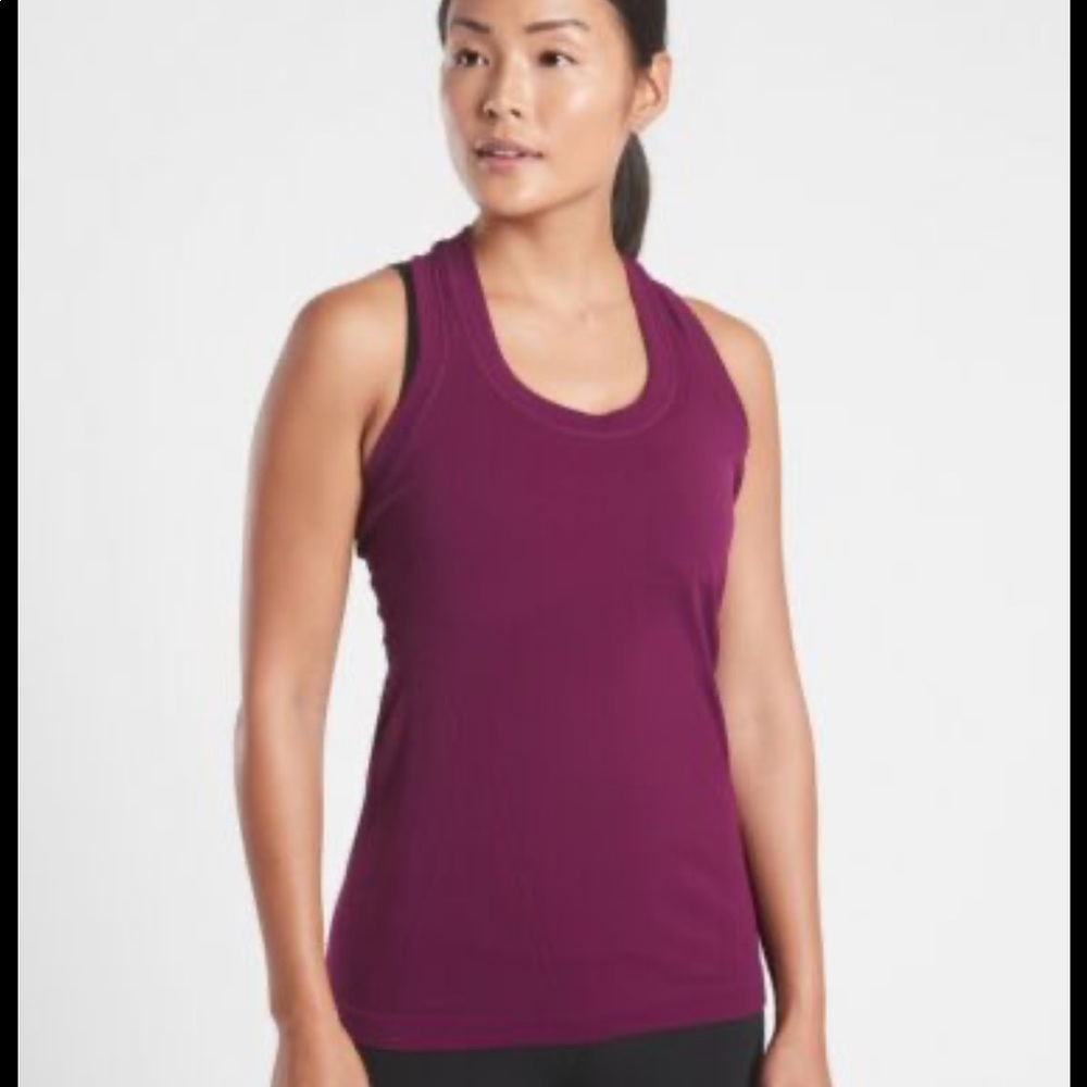 Athleta momentum tank top
